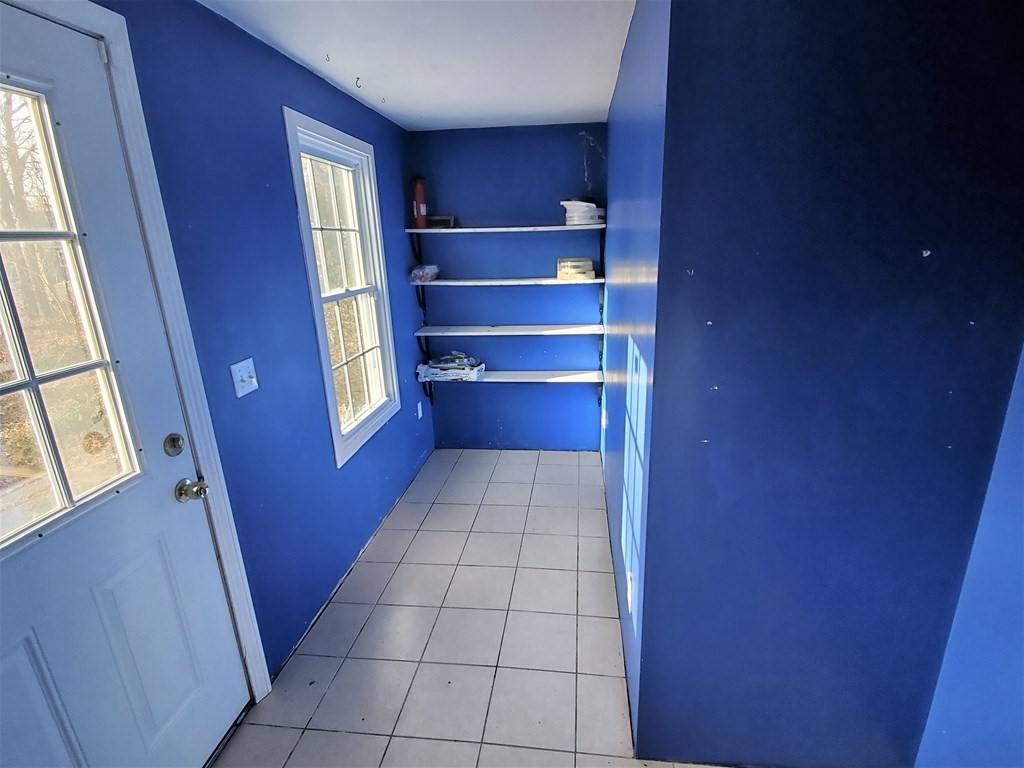 187 Carver Road Plymouth, MA 02360 - Photo 5 of 22 Gallery Image 5