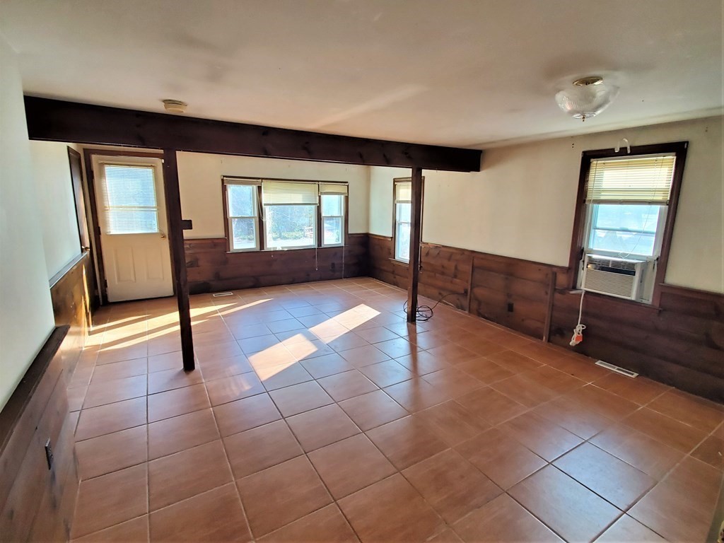 187 Carver Road Plymouth, MA 02360 - Photo 6 of 22 Gallery Image 6