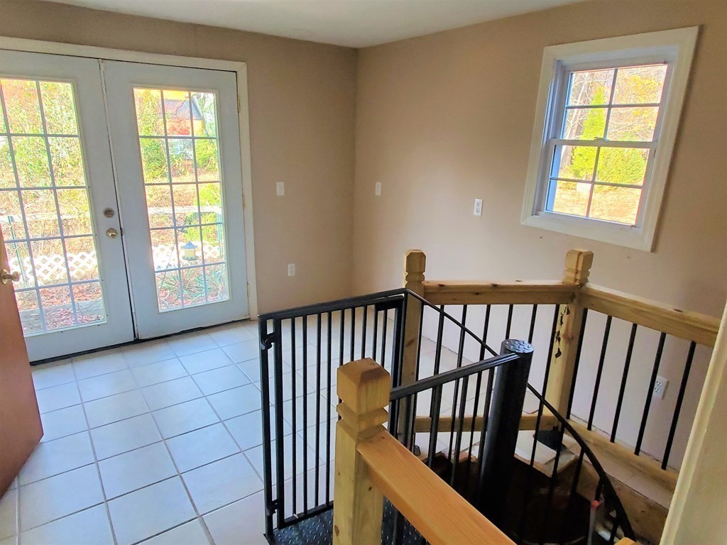 187 Carver Road Plymouth, MA 02360 - Photo 8 of 22 Gallery Image 8