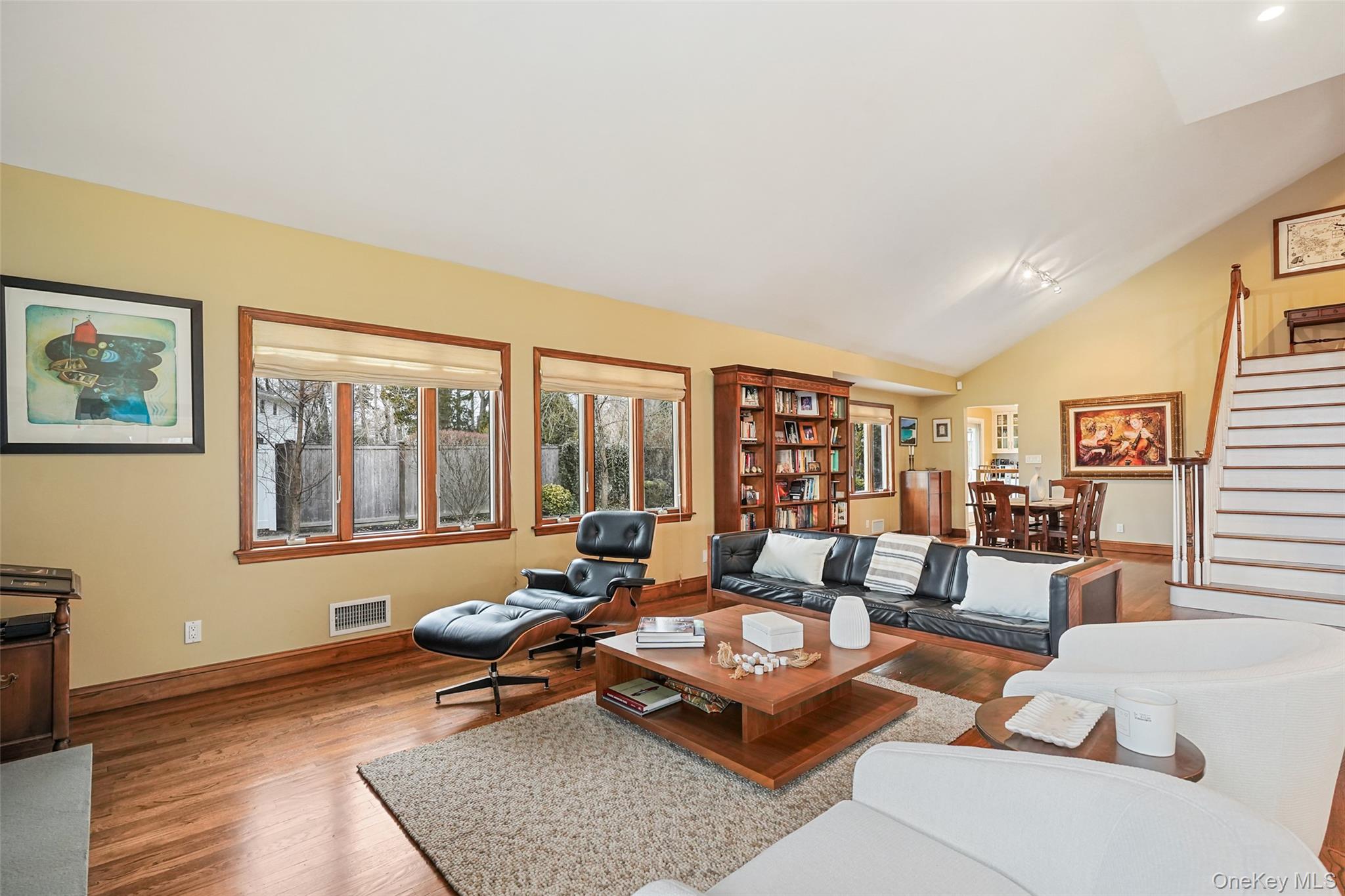 6 Old Oak Road Rye Brook, NY 10573 - Photo 8 of 30 Living Room