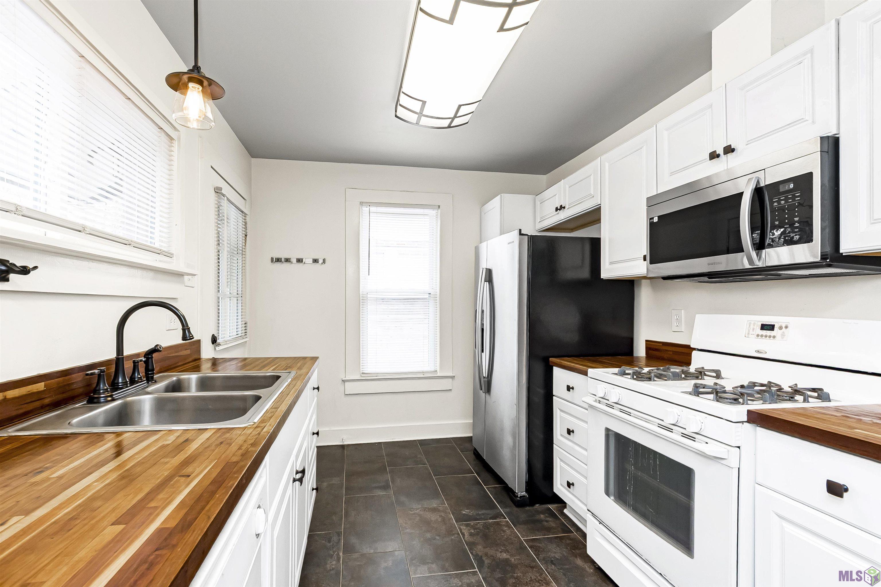 368 Wiltz Drive Baton Rouge, LA 70806 - Photo 15 of 28 Kitchen