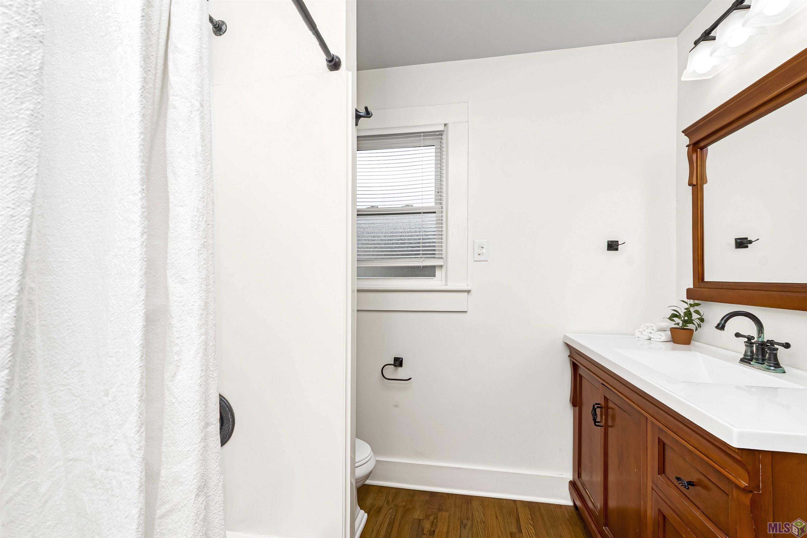368 Wiltz Drive Baton Rouge, LA 70806 - Photo 20 of 28 Full Bathroom