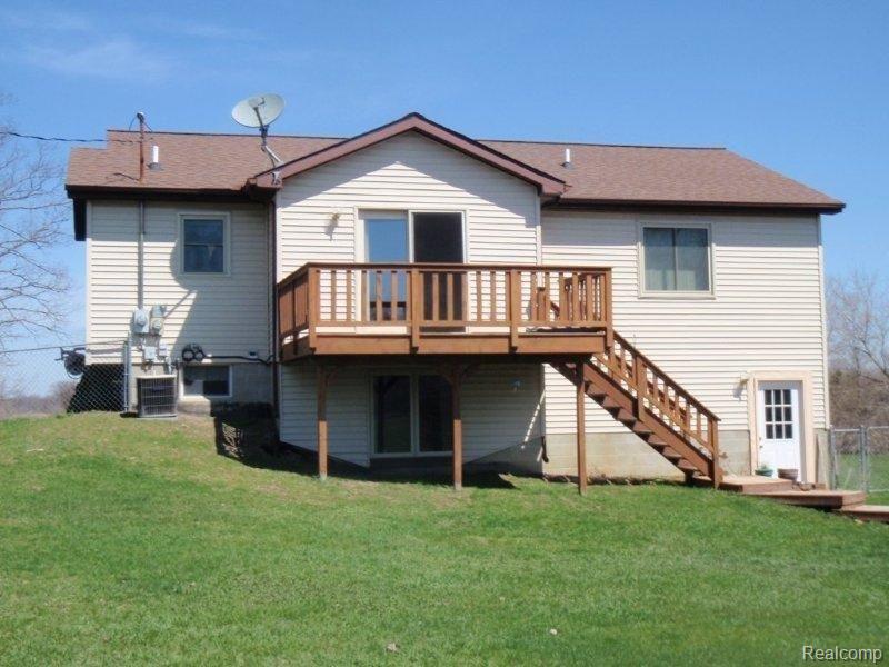 4111 Merwin Road Lapeer, MI 48446 - Photo 2 of 14 P4210042.jpg