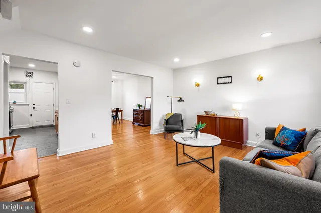 $319,000 | 63 Burkshire Road, Towson, MD 21286