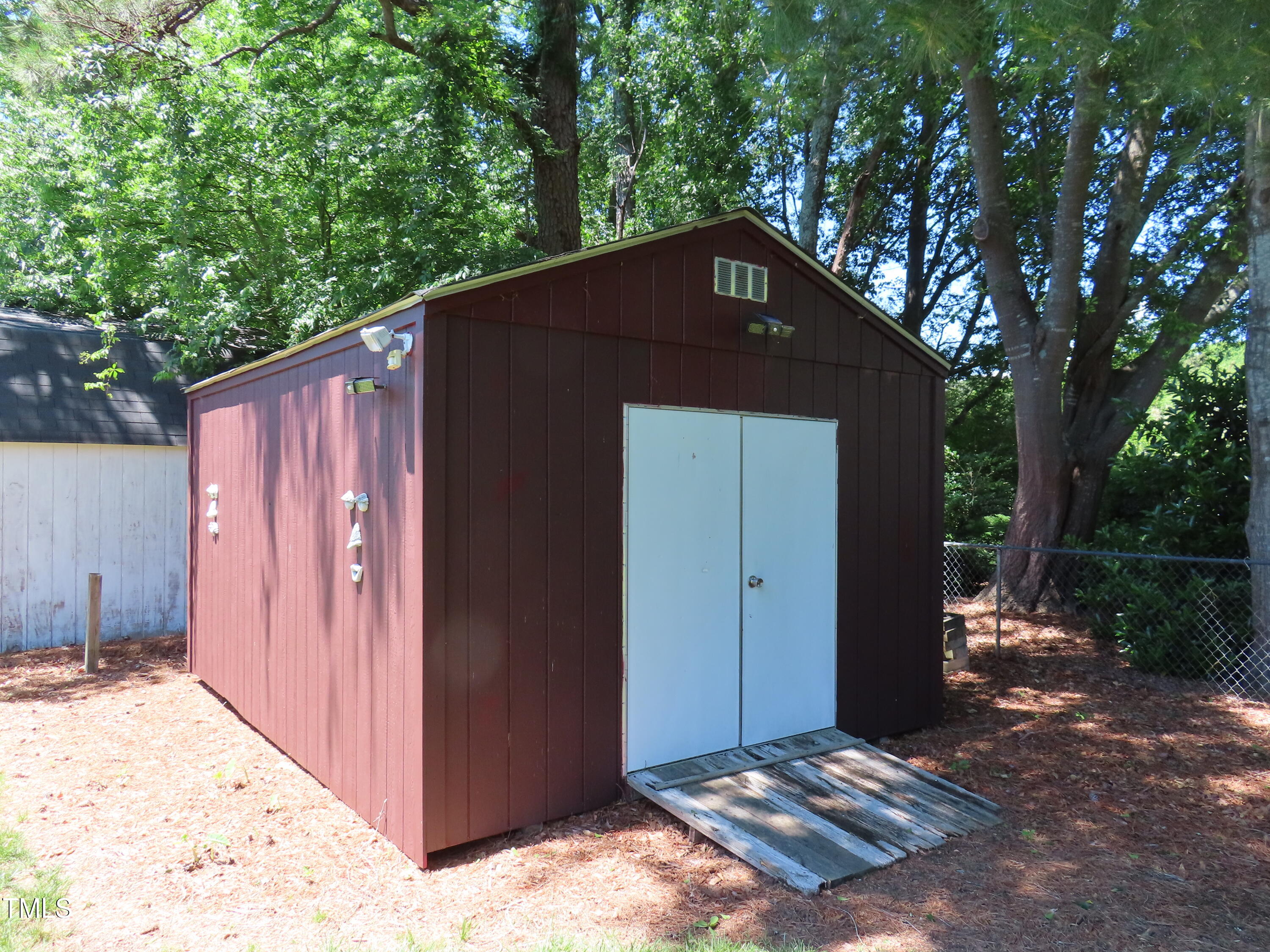 2000 Howson Road Raleigh, NC 27603 - Photo 39 of 43 IMG_5923