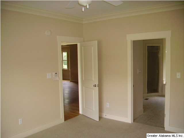 182 Grove Circle Bessemer, AL 35023 - Photo 6 of 25