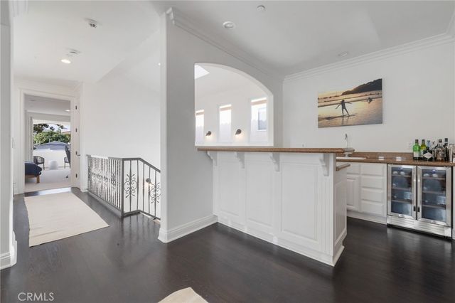 $3,750,000 | 700 Avenue C, Redondo Beach, CA 90277