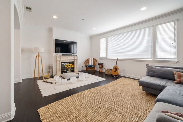 $3,750,000 | 700 Avenue C, Redondo Beach, CA 90277