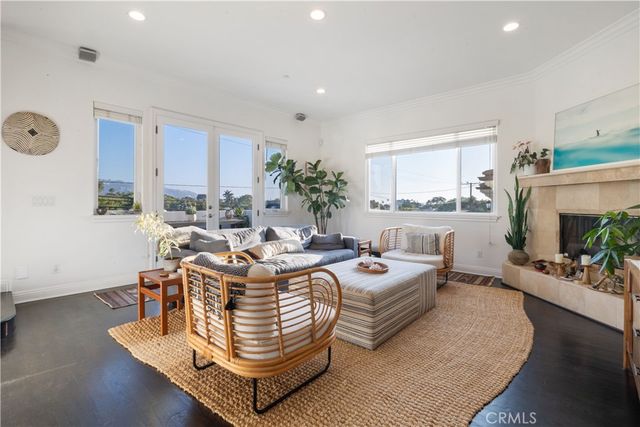 $3,750,000 | 700 Avenue C, Redondo Beach, CA 90277