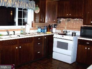 756 Temple Road Pottstown, PA 19465 - Photo 5 of 6