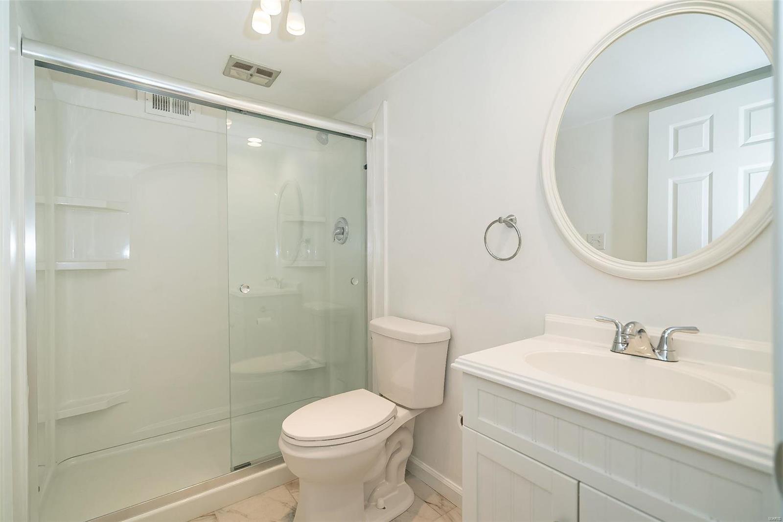 821 Portsdown Road Ballwin, MO 63011 - Photo 14 of 54