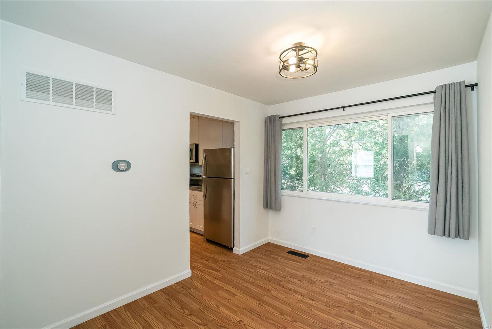 821 Portsdown Road Ballwin, MO 63011 - Photo 17 of 54