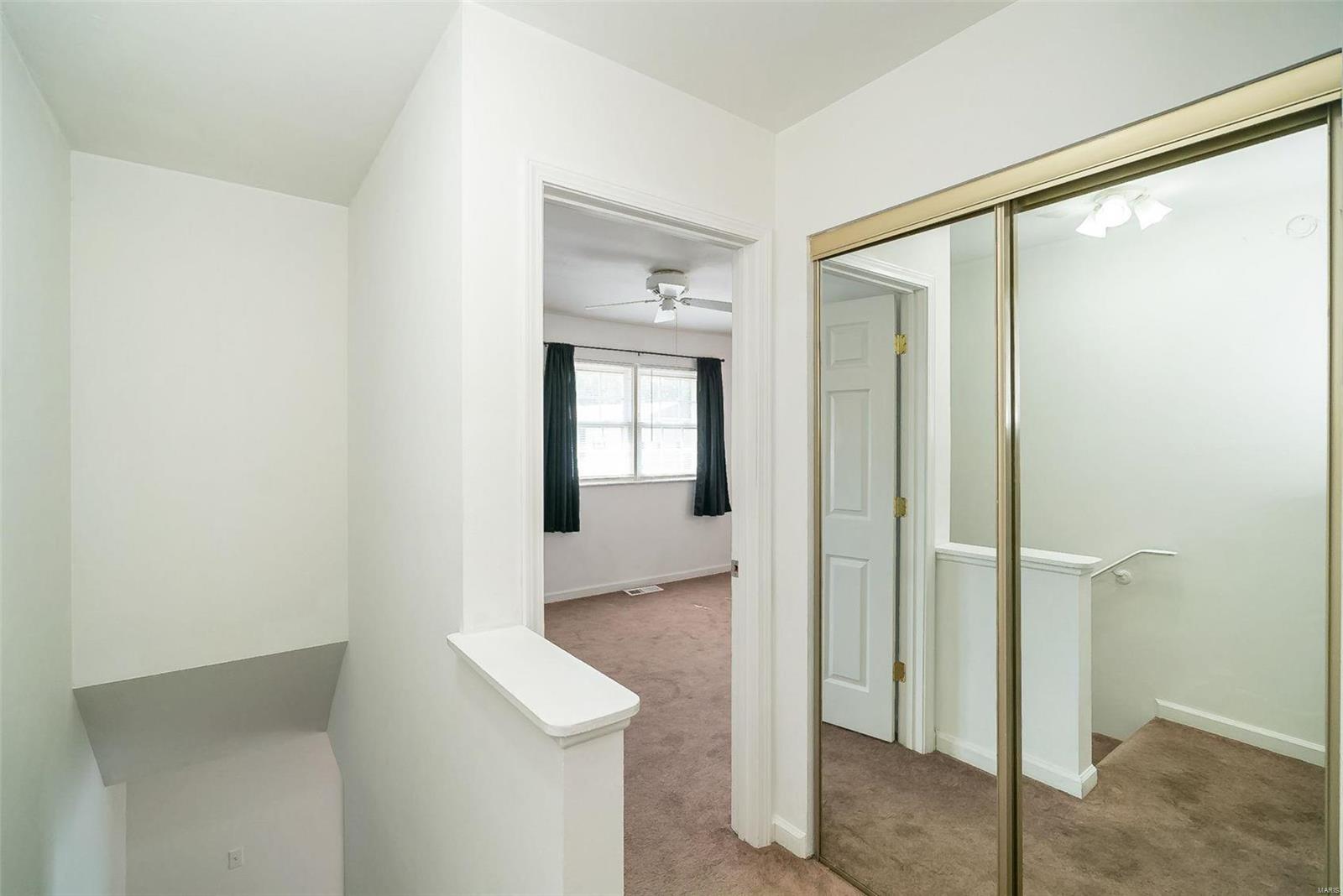 821 Portsdown Road Ballwin, MO 63011 - Photo 25 of 54