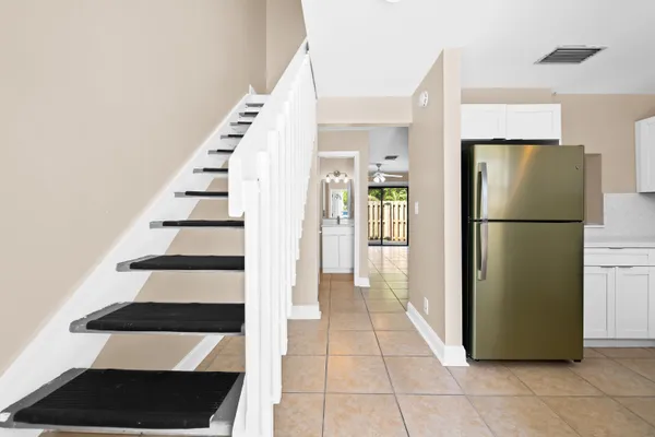 $2,200 | 3281 East Golf Boulevard, Unit 4, Pompano Beach, FL 33064