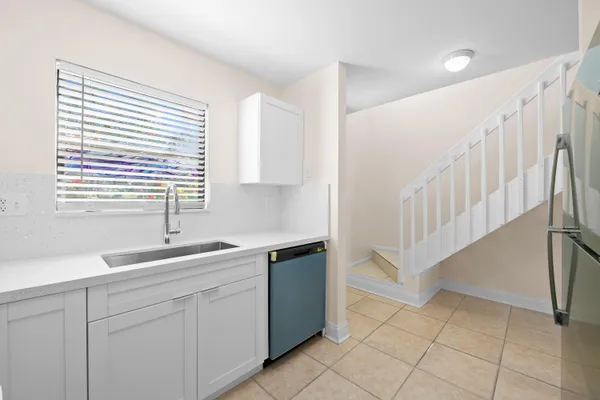 $2,200 | 3281 East Golf Boulevard, Unit 4, Pompano Beach, FL 33064