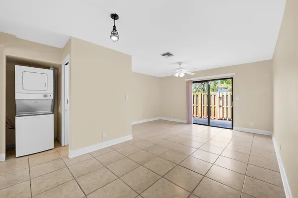 $2,200 | 3281 East Golf Boulevard, Unit 4, Pompano Beach, FL 33064