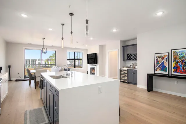 $870,000 | 302 South Bend Avenue, South Bend, IN 46637