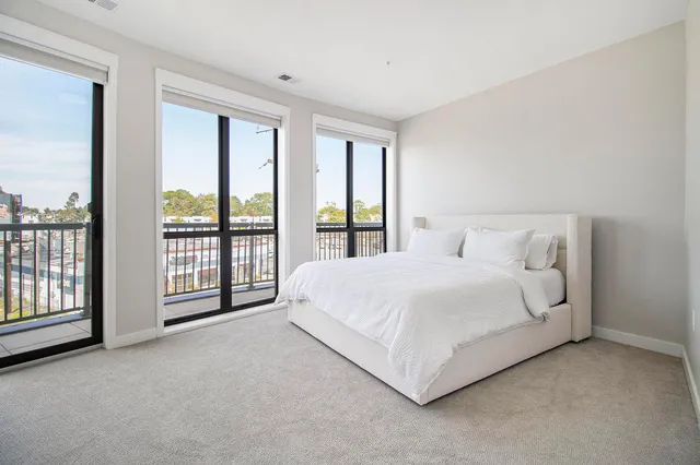 $870,000 | 302 South Bend Avenue, South Bend, IN 46637