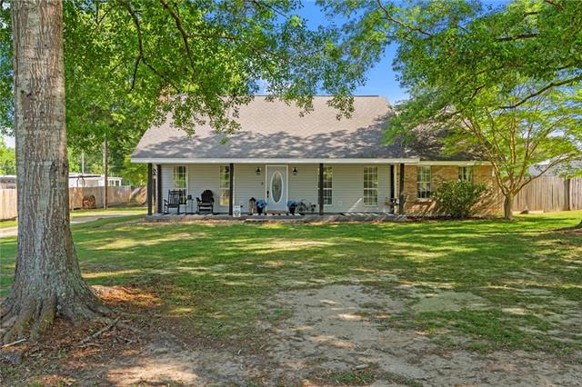 2013 Hamilton Street Franklinton, LA 70438 - Photo 1 of 24