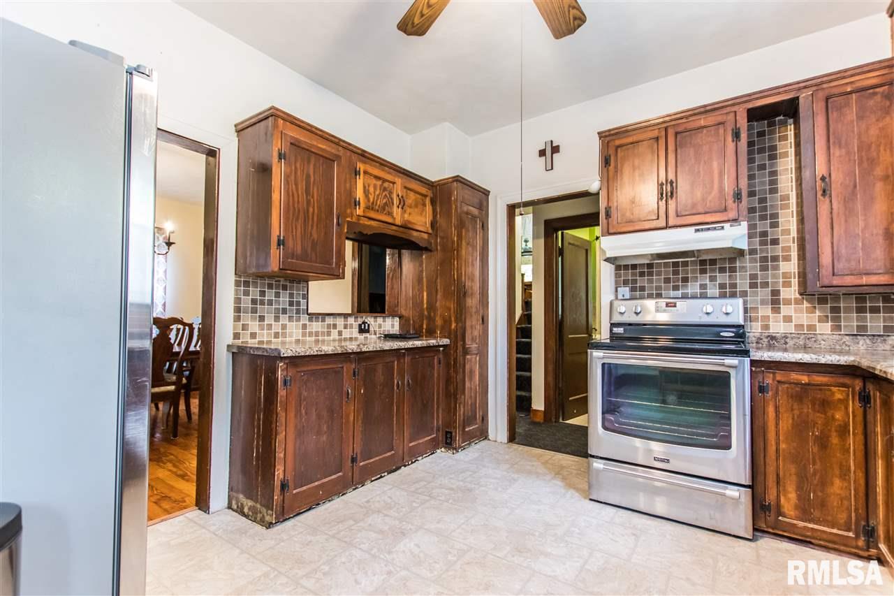7825 West 1st Street Mapleton, IL 61547 - Photo 10 of 34