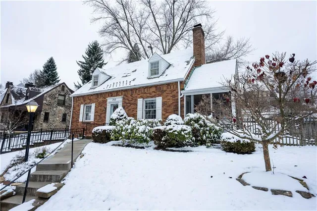 $347,500 | 753 Jefferson Drive, Pittsburgh, PA 15229