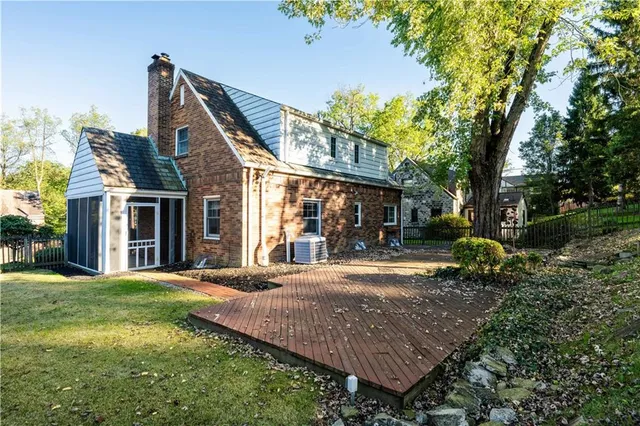 $347,500 | 753 Jefferson Drive, Pittsburgh, PA 15229