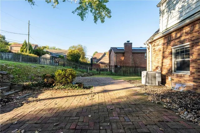 $347,500 | 753 Jefferson Drive, Pittsburgh, PA 15229