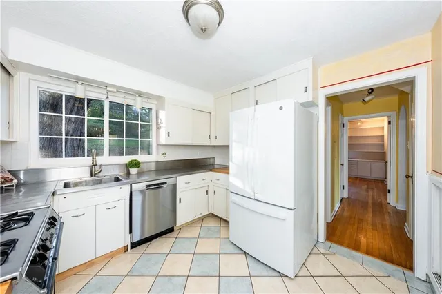 $347,500 | 753 Jefferson Drive, Pittsburgh, PA 15229