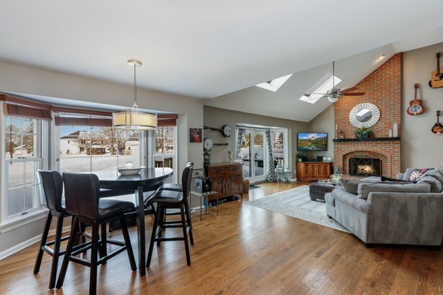 3N708 Baert Road St. Charles, IL 60175 - Photo 12 of 48 Gallery Image 12