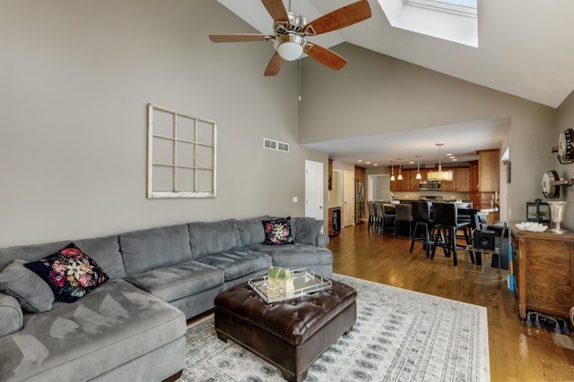 3N708 Baert Road St. Charles, IL 60175 - Photo 15 of 48 Gallery Image 15