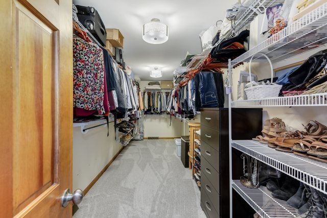 3N708 Baert Road St. Charles, IL 60175 - Photo 23 of 48 Gallery Image 23
