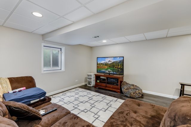 3N708 Baert Road St. Charles, IL 60175 - Photo 31 of 48 Gallery Image 31