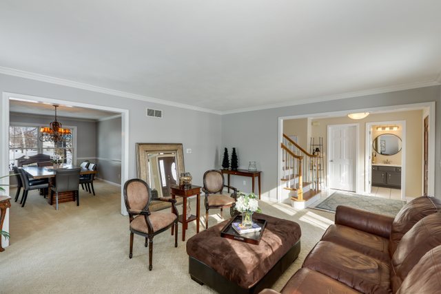 3N708 Baert Road St. Charles, IL 60175 - Photo 5 of 48 Gallery Image 5