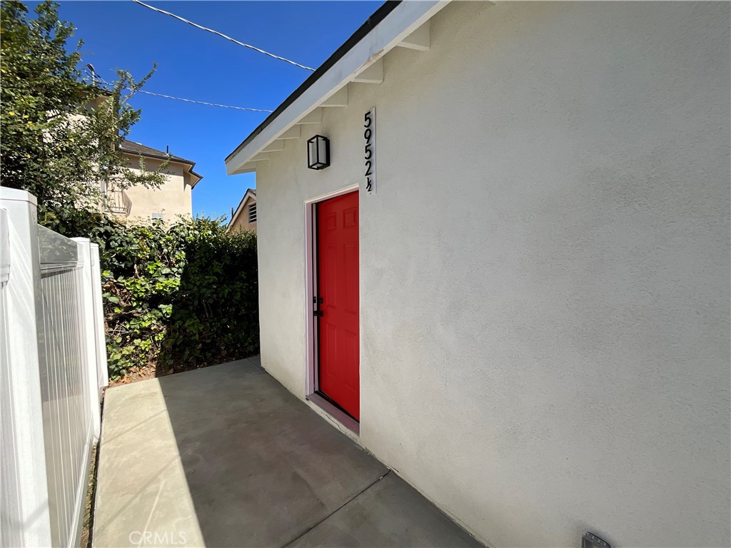 5952 1/2 Balcom Avenue Encino, CA 91316 - Photo 1 of 16