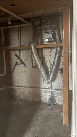 $67,500 | 2032 Stillwater Drive, St. Louis, MO 63114