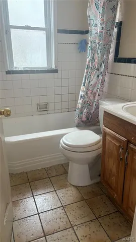 $67,500 | 2032 Stillwater Drive, St. Louis, MO 63114