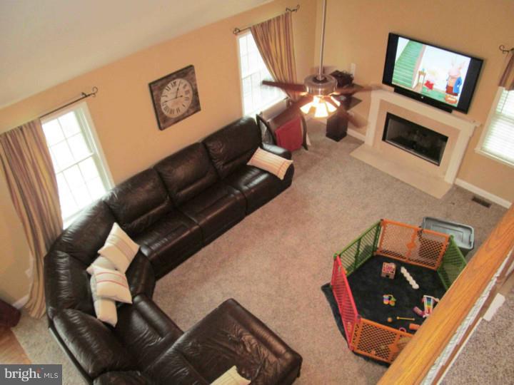 426 Stokes Road Shamong, NJ 08088 - Photo 13 of 25 Family Room