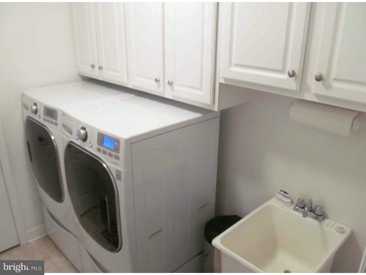 426 Stokes Road Shamong, NJ 08088 - Photo 15 of 25 Laundry Room