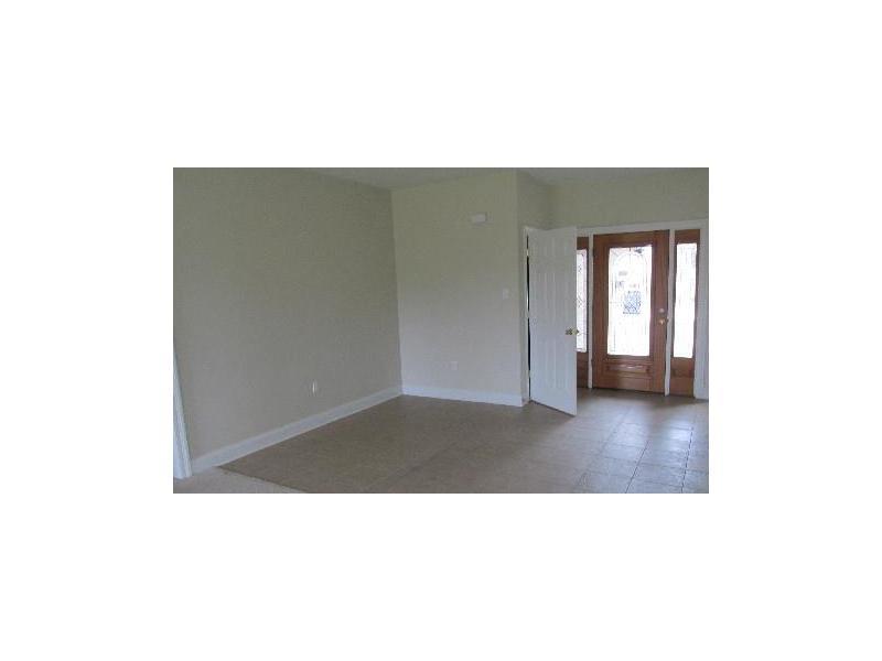 667 South Rue Marcel Gretna, LA 70056 - Photo 4 of 9