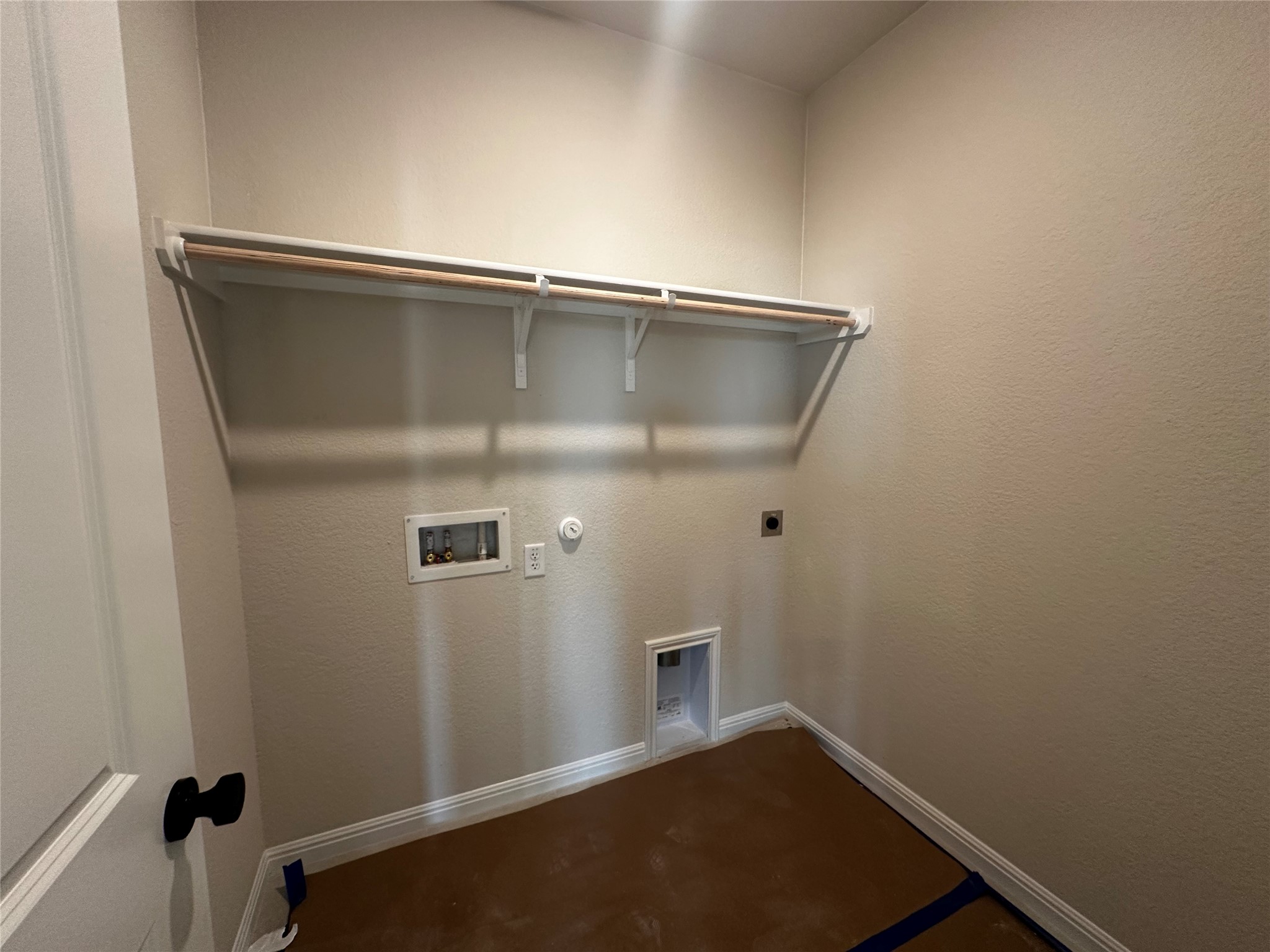 1053 Sienna Bear Road Georgetown, TX 78633 - Photo 11 of 32 a view of wooden floor
