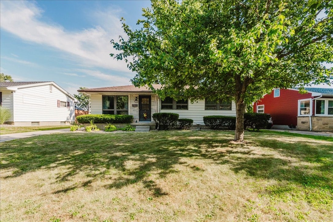 68 Northland Drive Decatur, IL 62526 - Photo 1 of 32 Gallery Image 1