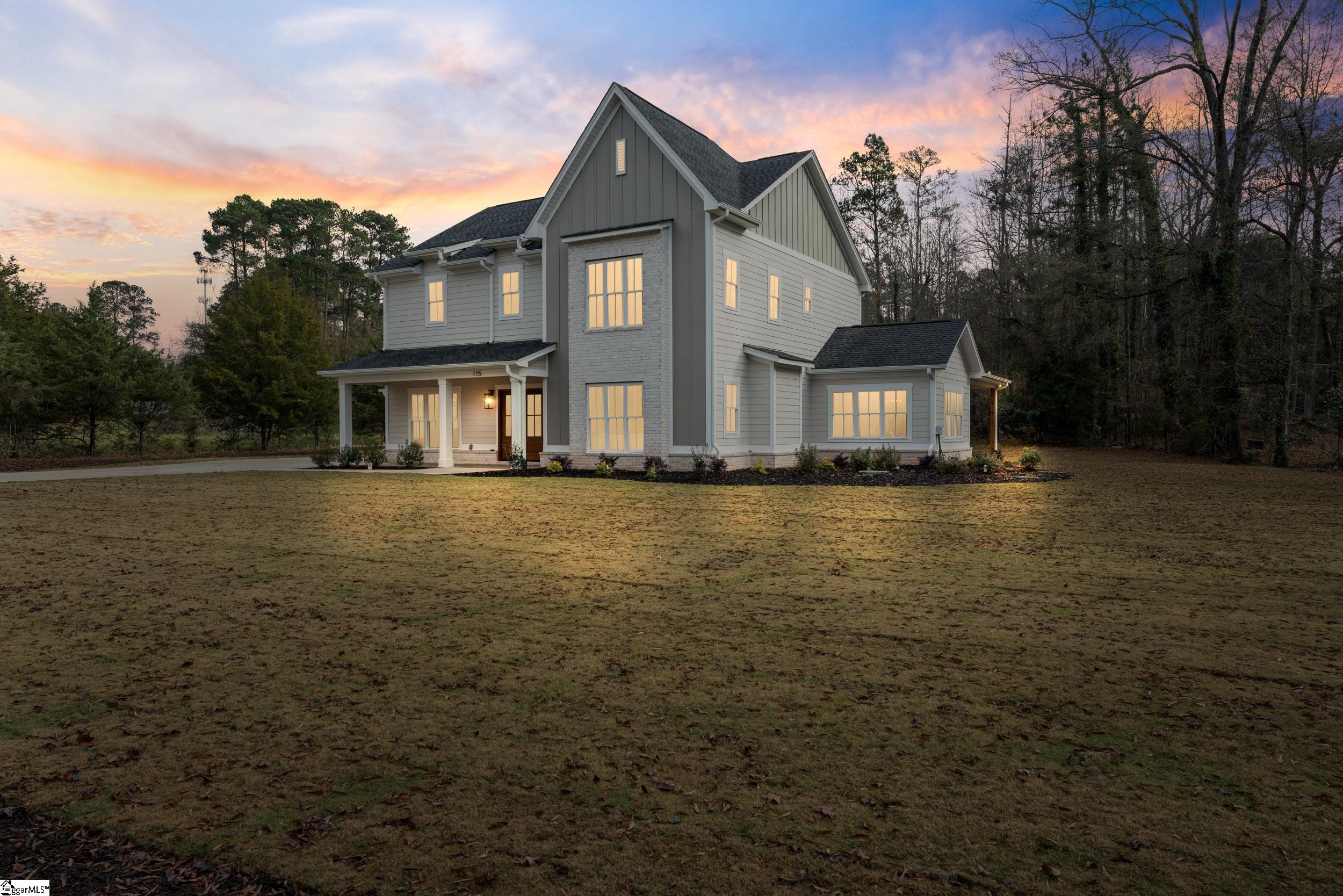 115 Edgecombe Road Spartanburg, SC 29307 - Photo 2 of 50