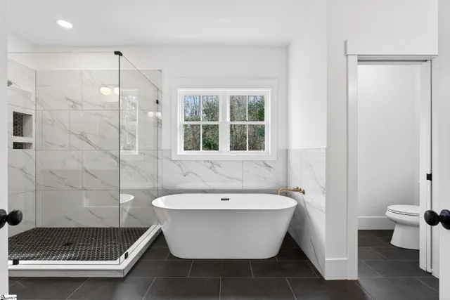 $875,000 | 115 Edgecombe Road, Spartanburg, SC 29307