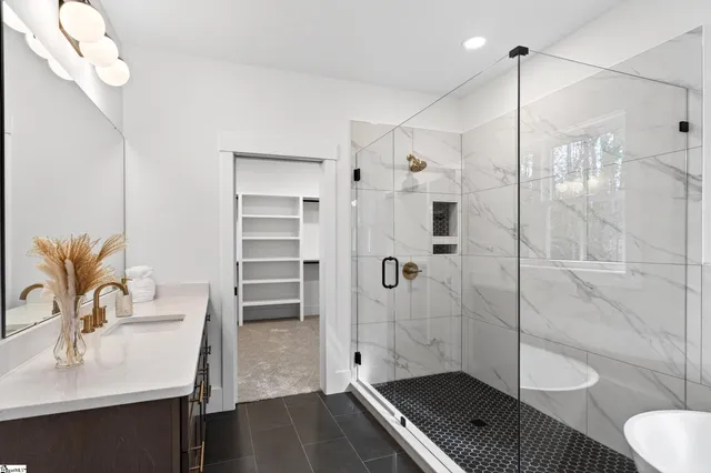 $875,000 | 115 Edgecombe Road, Spartanburg, SC 29307