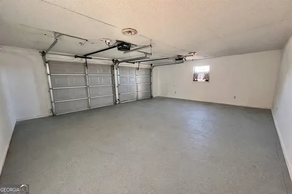 a view of a garage
