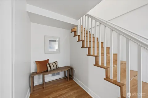$1,198,000 | 7550 21st Avenue Northeast, Seattle, WA 98115