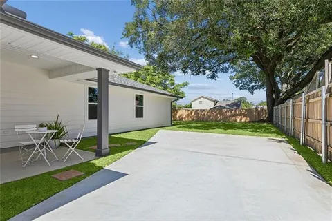 $635,000 | 1029 Aurora Avenue, Metairie, LA 70005