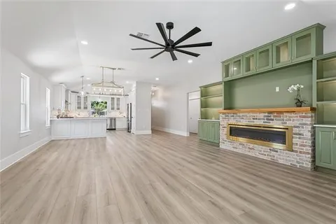 $635,000 | 1029 Aurora Avenue, Metairie, LA 70005