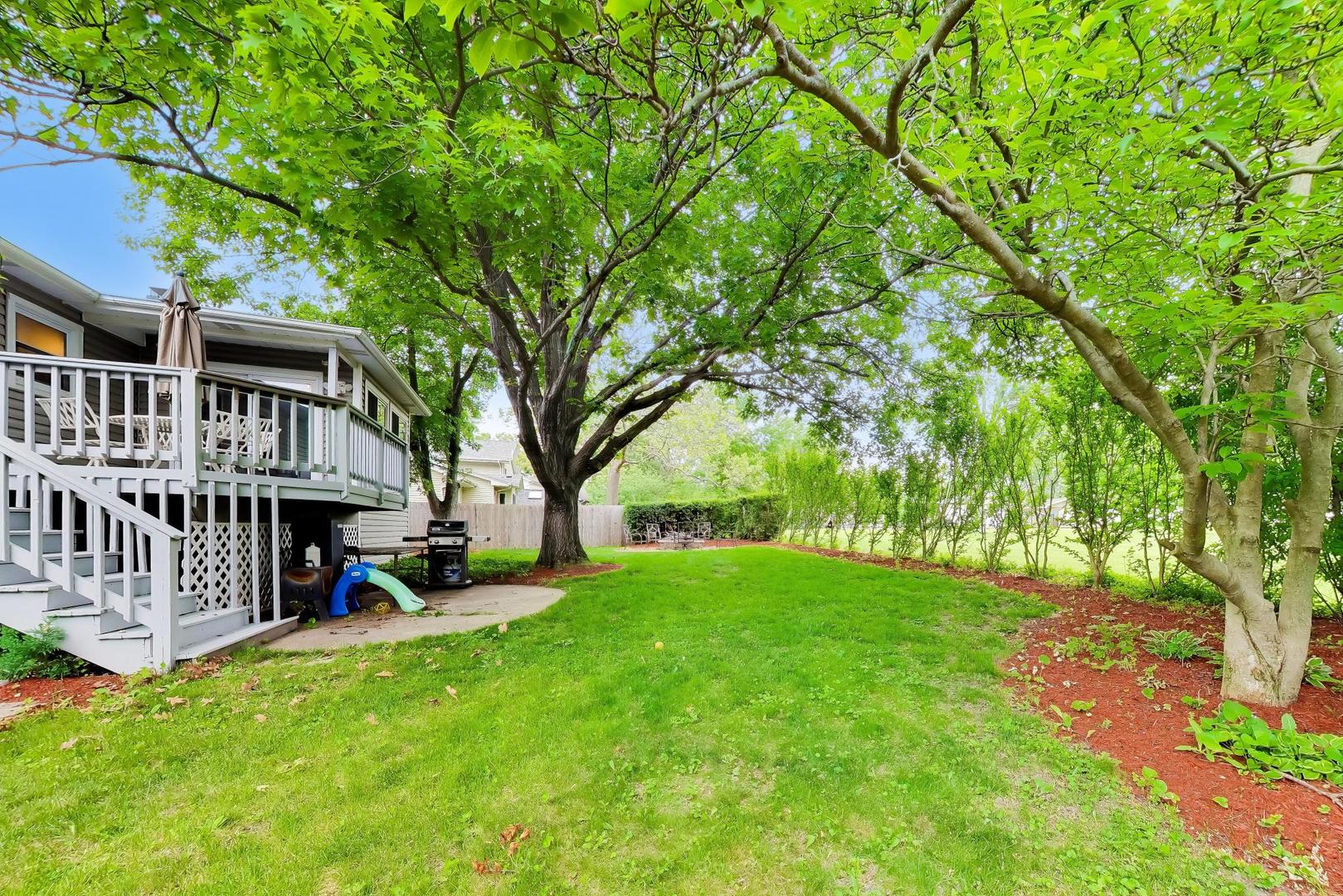 2167 Midhurst Road Downers Grove, IL 60516 - Photo 33 of 38