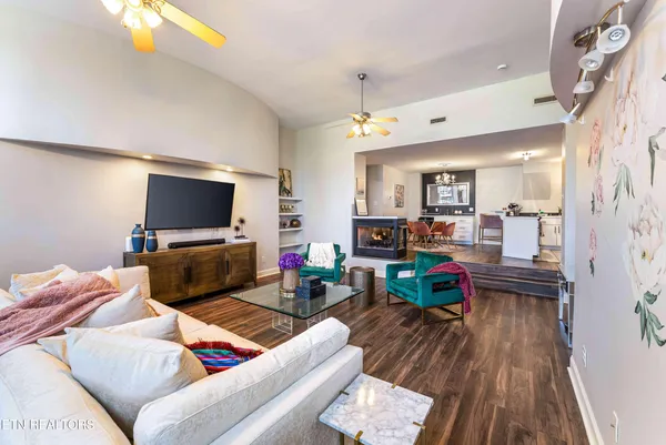 $2,000 | 523 North Bertrand Street, Unit 108, Knoxville, TN 37917